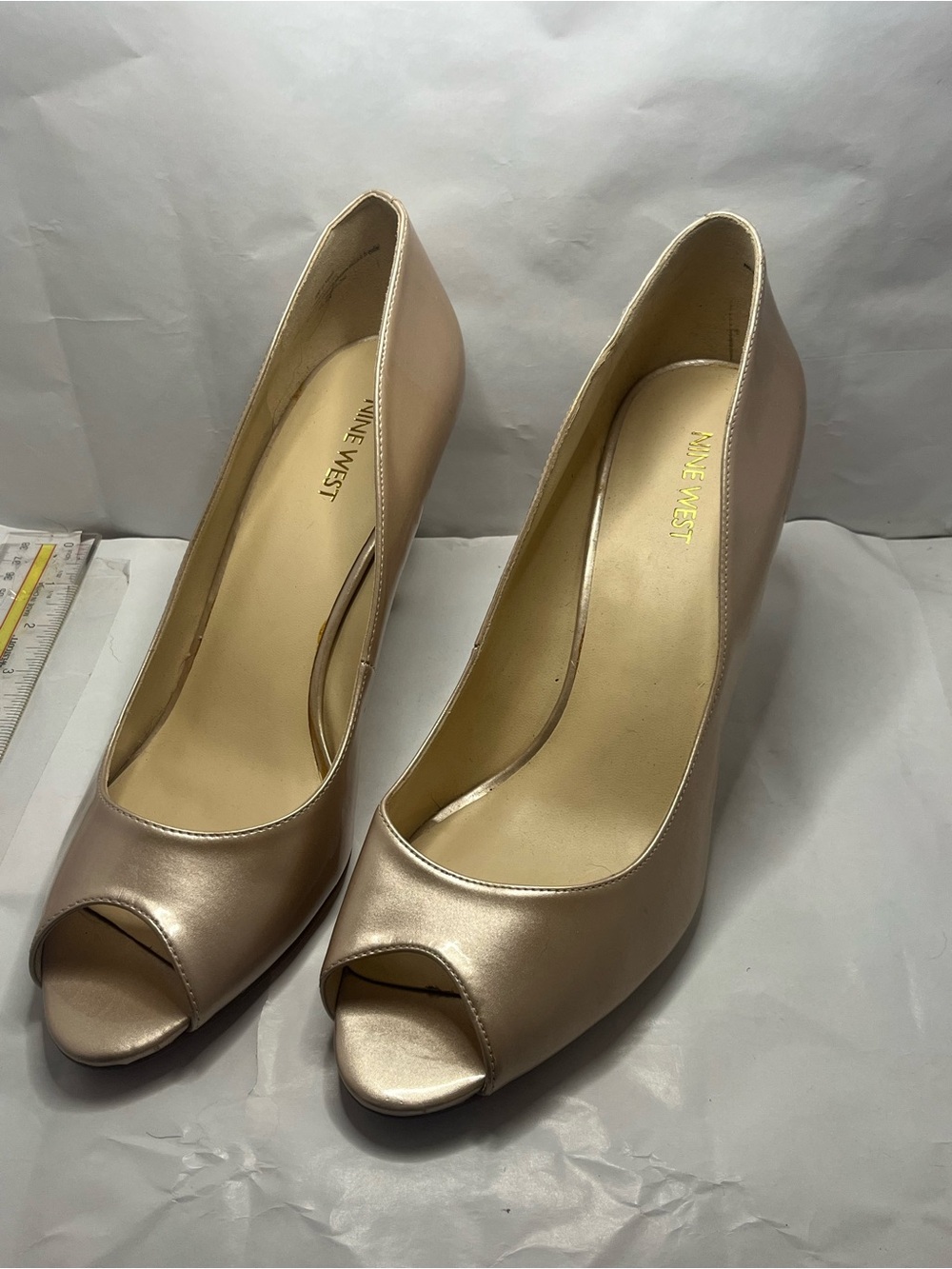 Nine West Metallic pink Peep-Toe Pumps size 11